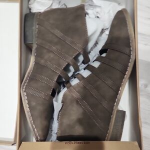 Womens Brown Casual Shoes